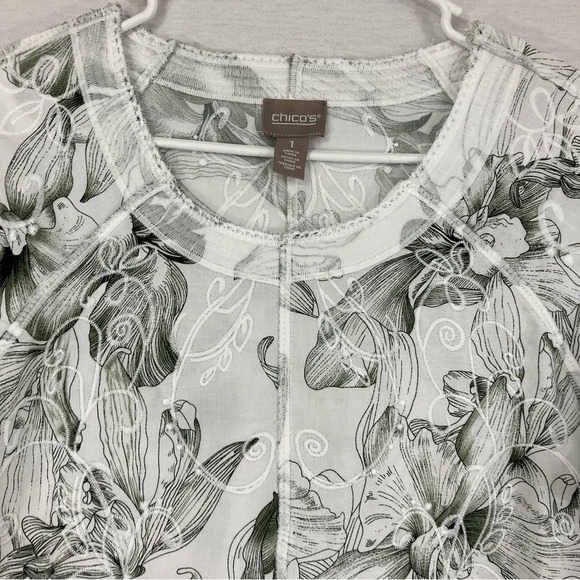 Chico's Floral Lace Detail Soft Stretch Round Neck Top Medium - Picture 5 of 10